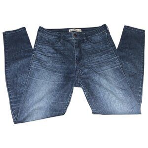 Hollister Skinny Jeans Dark Wash size 3S, 26, length 27